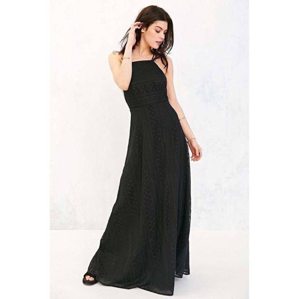 Kimchi Blue Urban Outfitters Apron Neck Black Eyelet Lace Maxi Dress Size Small‎